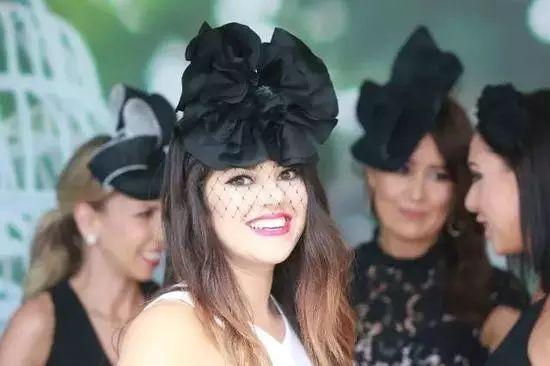 http://n.sinaimg.cn/sports/crawl/20171030/WMoZ-fynfvfi1557474.jpg