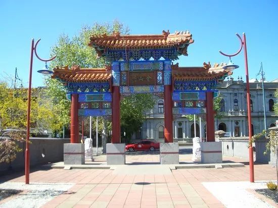 http://www.yeeyi.com/news/data/article/2017_11_15/1/pic_1510734210_22149.jpg