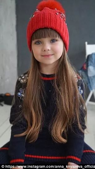 https://mmbiz.qpic.cn/mmbiz_jpg/XIo5icAdibUPKY9sO3iceoicsywT3icicA2r7zuNvtGfbNnuEs8IW5FvwXN8KQlbLuqwnxnFy7jbqu4xN3njZeGaDXpQ/0?wx_fmt=jpeg
