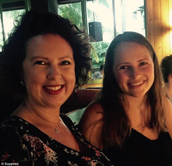 47C4DAAA00000578-5237185-Carol_Glavich_left_is_helping_her_daughter_Holly_right_raise_900-a-18_1515123205725.jpg,0