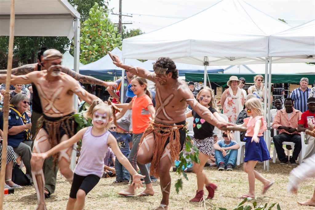 australia-day-birregurra-aboriginal-dance-group.jpg