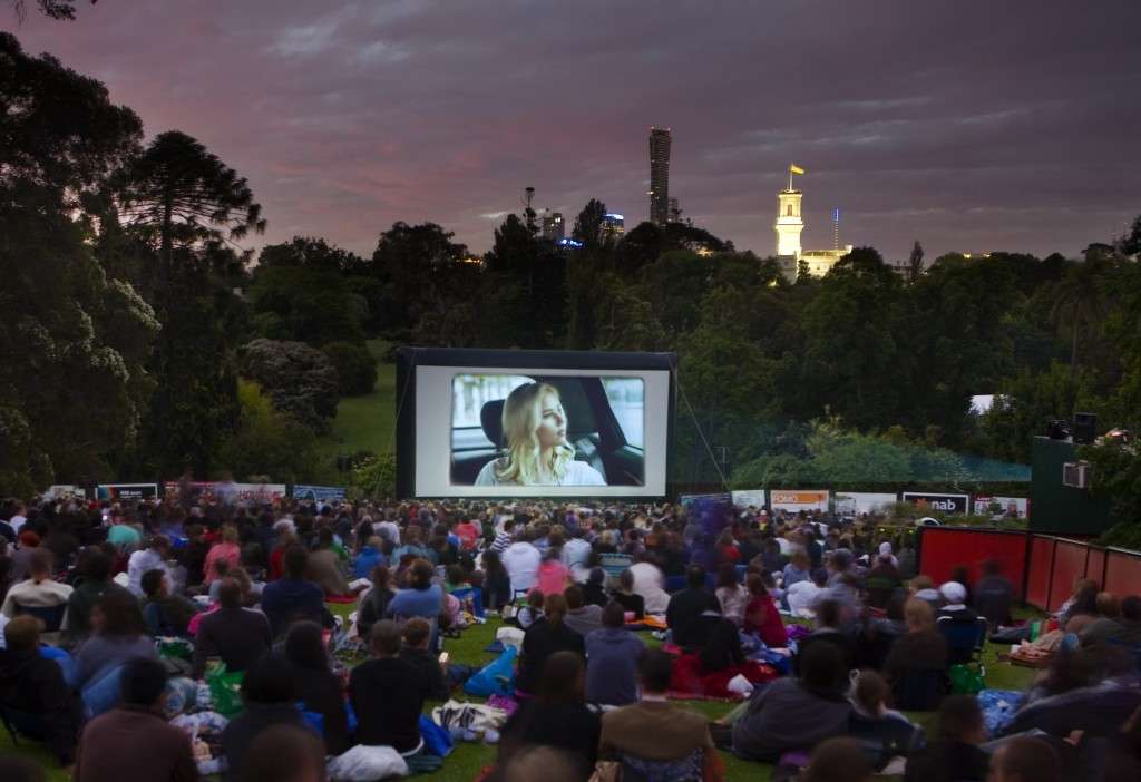 Copy-of-Moonlight-Cinema-Melbourne-Willem-Dirk-Du-Toit-e1355268167887.jpg
