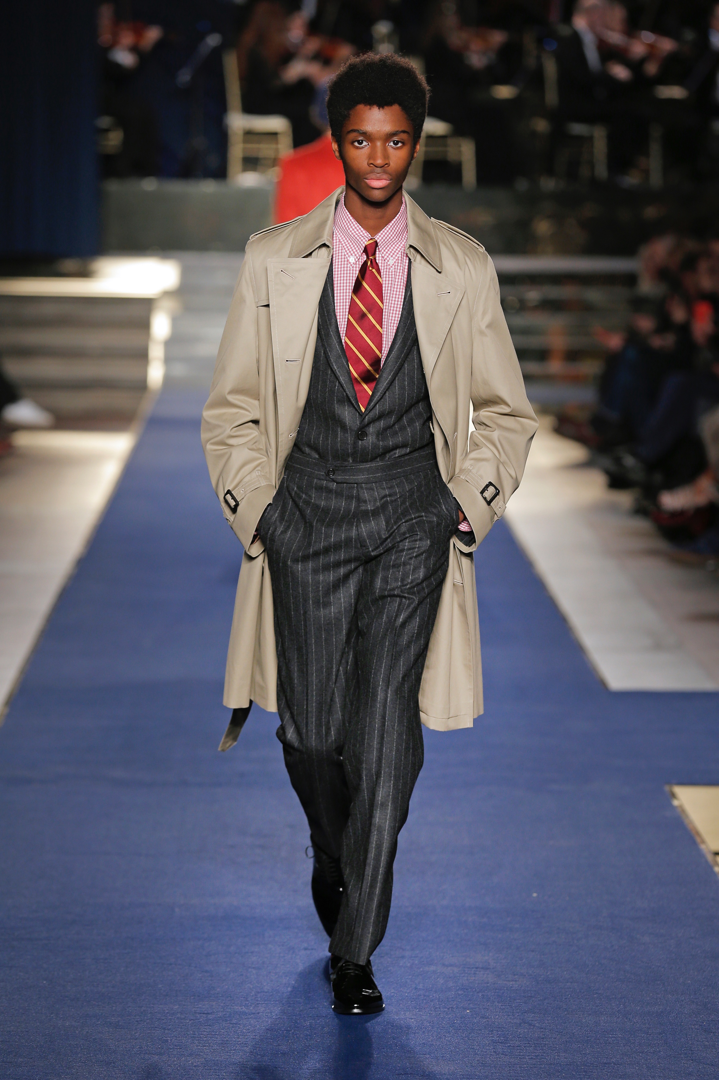 ../Downloads/wetransfer-6a7405/2018_BrooksBrothers_looks_15.jpg