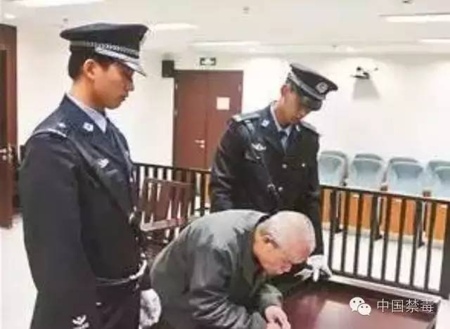 http://n.sinaimg.cn/translate/w640h468/20180207/JVma-fyrhcqz7304704.jpg