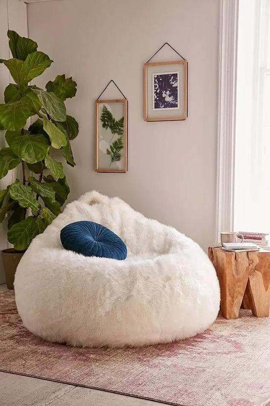http://n.sinaimg.cn/fashion/crawl/w550h825/20180126/MM4J-fyqzcxf8522825.jpg