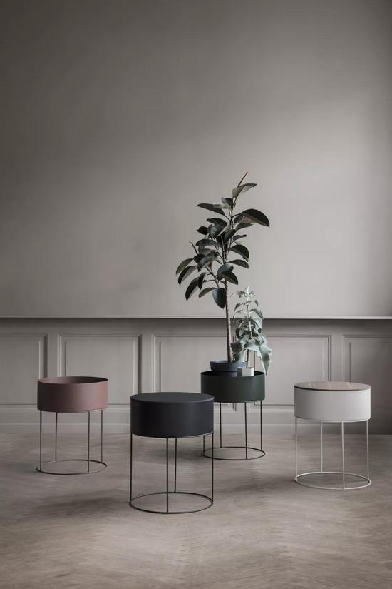 http://n.sinaimg.cn/fashion/crawl/w550h825/20180125/zAba-fyqwiqk6391251.jpg