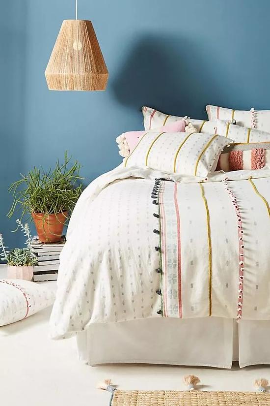http://n.sinaimg.cn/fashion/crawl/w550h825/20180126/Yv5b-fyqzcxf8522724.jpg