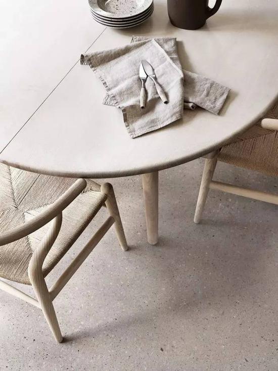 http://n.sinaimg.cn/fashion/crawl/20170626/gIBR-fyhneam2674981.jpg