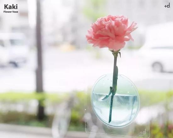 http://n.sinaimg.cn/fashion/crawl/w550h440/20180102/sghM-fyqefvx1277747.jpg