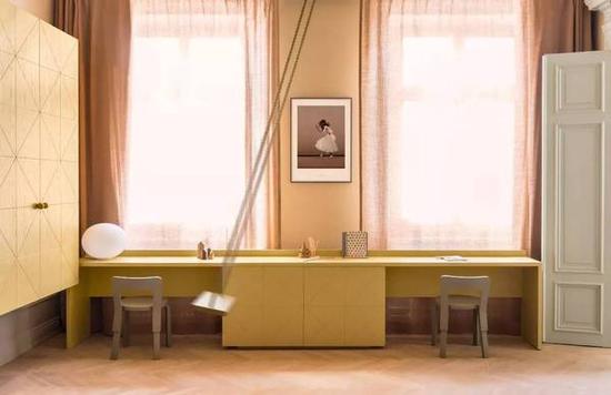 http://n.sinaimg.cn/fashion/transform/20170616/qVAB-fyhfxph1102794.jpg