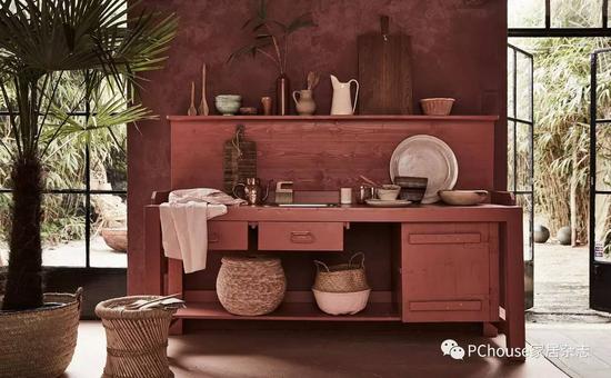 http://n.sinaimg.cn/fashion/transform/20170619/3eiD-fyhfxph3762200.jpg