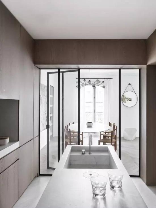 http://n.sinaimg.cn/fashion/transform/20170630/HN_q-fyhskrp8704688.jpg
