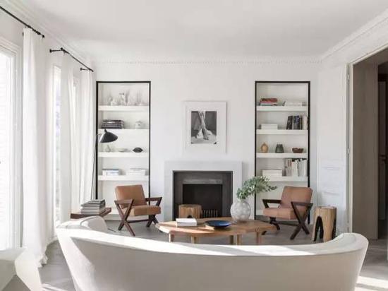 http://n.sinaimg.cn/fashion/transform/20170630/KLLT-fyhskrp8702109.jpg