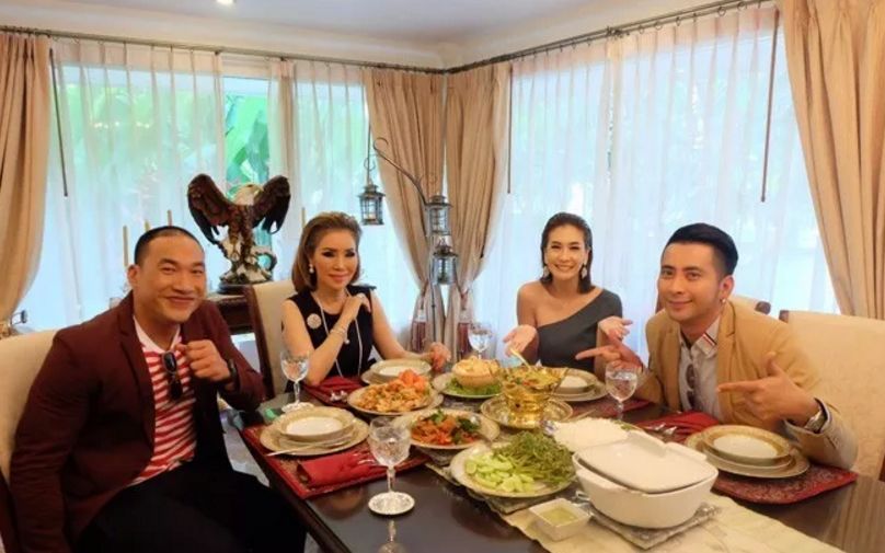 http://www.yeeyi.com/news/data/article/2018_04_17/3/pic_1523952899_16892.jpg