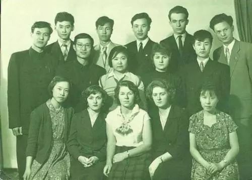 https://mmbiz.qpic.cn/mmbiz_jpg/zKBwDdu8U8Goj5qOxtb2U6jLIuVAIdib6qHrHPj9aORfT68ArZT6RyVAS5IhvT2MXicuia5XGvU6gr7ch1KyXVVPA/640?wx_fmt=jpeg
