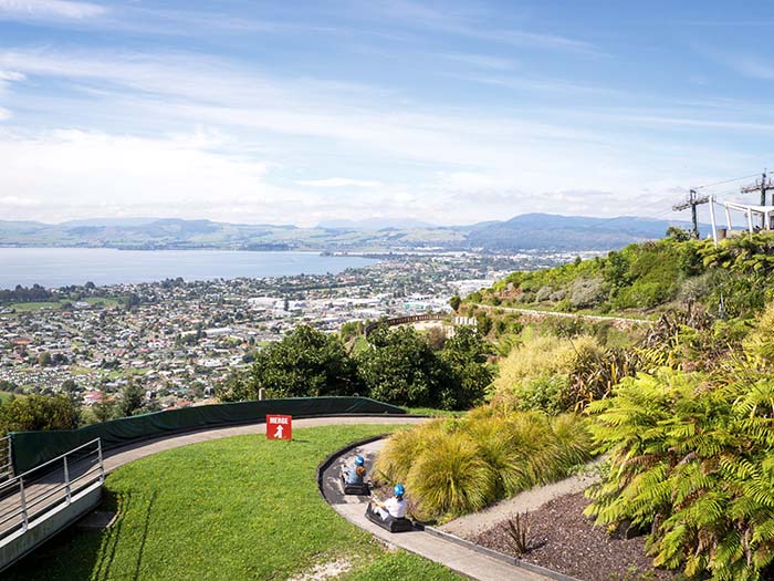 https://visionmagazine.com.au/article_photo/17/20180415041043-rotorua-4.jpg