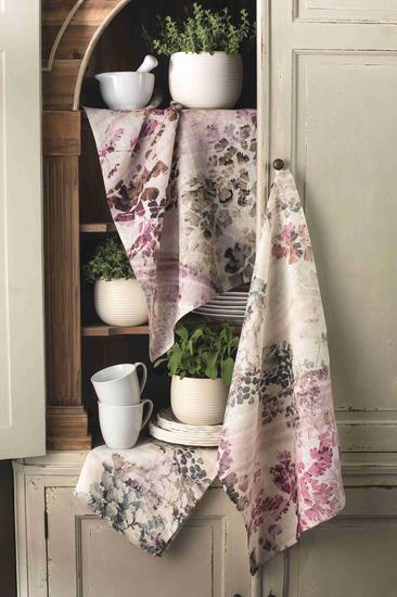 Blumarine 餐具及紡織家居系列