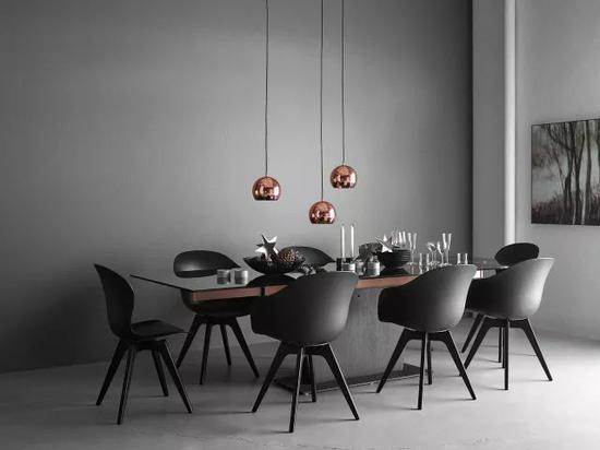 http://n.sinaimg.cn/fashion/crawl/162/w550h412/20180502/xqRh-fzyqqip8203845.jpg