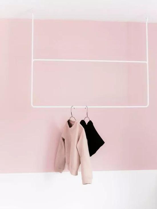 http://n.sinaimg.cn/fashion/crawl/482/w550h732/20180514/TLYn-hapkuvk3539984.jpg