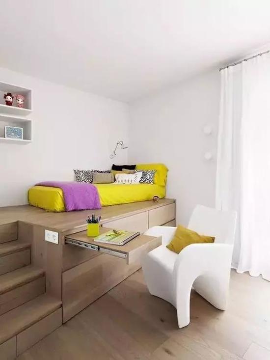 http://n.sinaimg.cn/fashion/crawl/483/w550h733/20180511/BKiM-hamfahw1515720.jpg