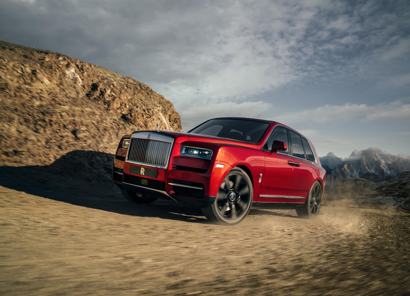 Z:\595-20180519\Draft\595-Car Guide\Cullinan-touban\5af42c0fec05c47f1900025c.jpg