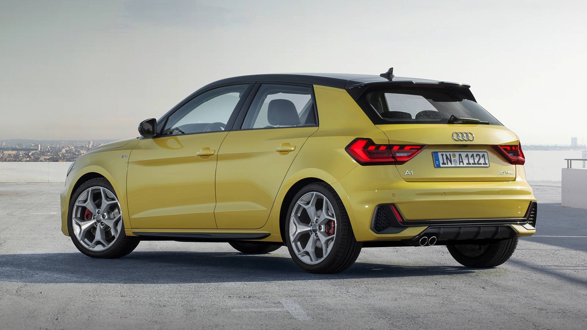 Z:\601-20180630\Draft\601-Car Guide\audi\5b28ac1eec05c4ac33000037.jpg