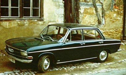 Z:\602-20180707\Draft\602-Car Guide\汽車品牌故事\1965年至1972年间生产的奥迪F103.jpg