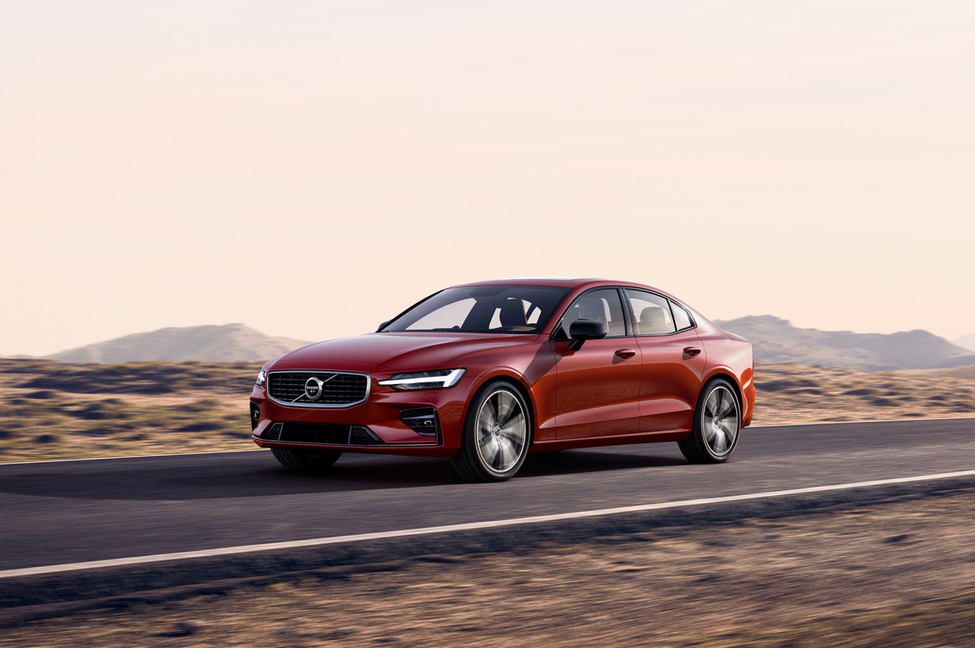 Z:\602-20180707\Draft\602-Car Guide\s60-touban\5b2a6abeec05c42b6e0000e1.jpg