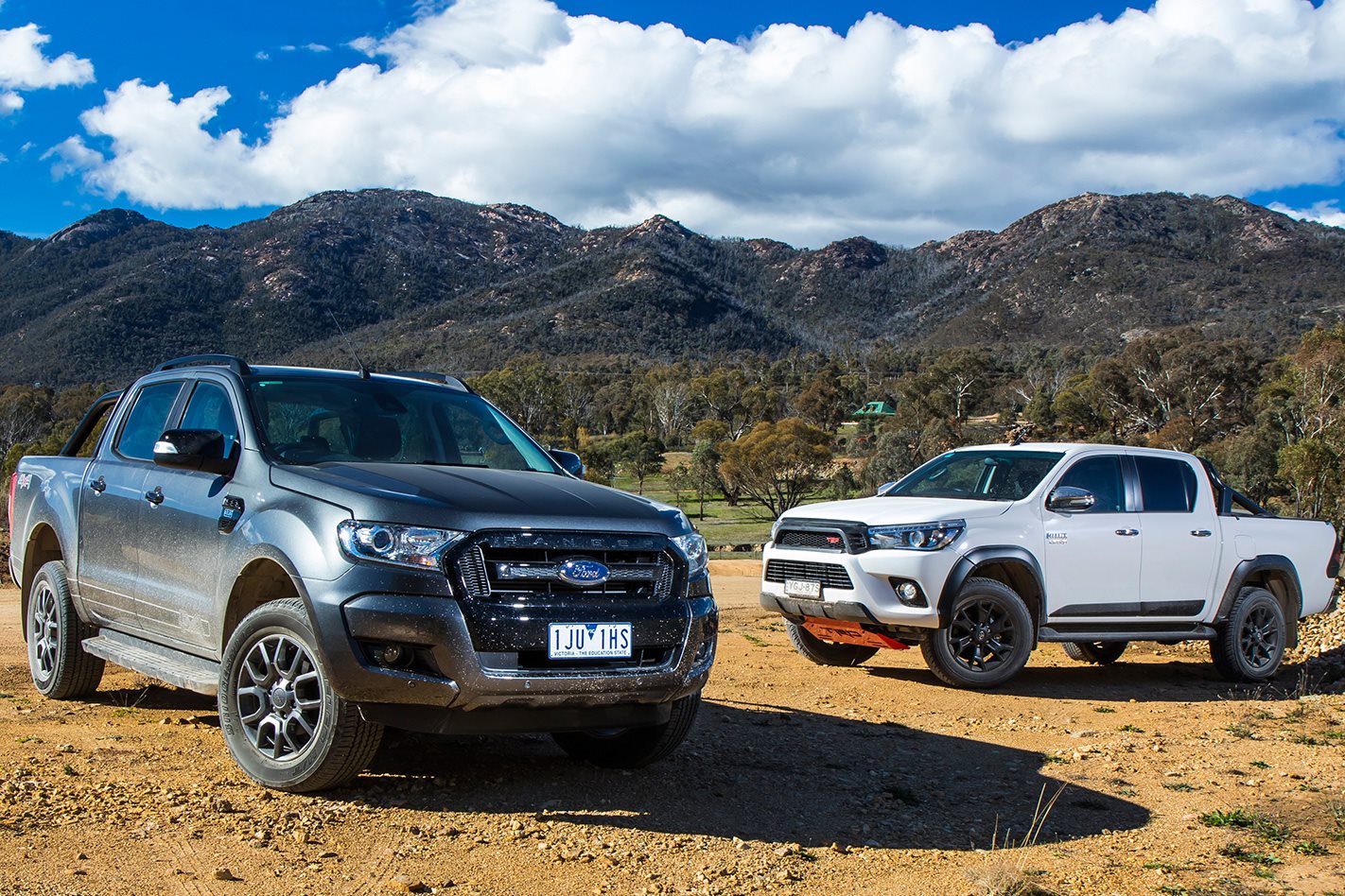 Z:\605-20180728\Draft\605-Car Guide\carimport\豐田HiLux與福特Ranger.jpg