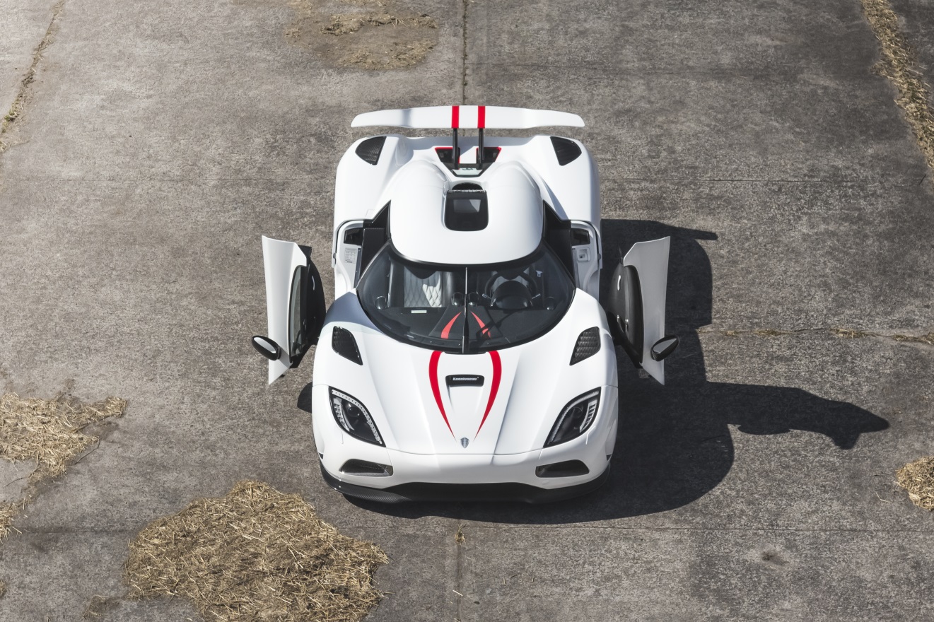 C:\Users\user\Desktop\11\606-Car Guide\陬齪嘟岈\Koenigsegg Agera R.jpg