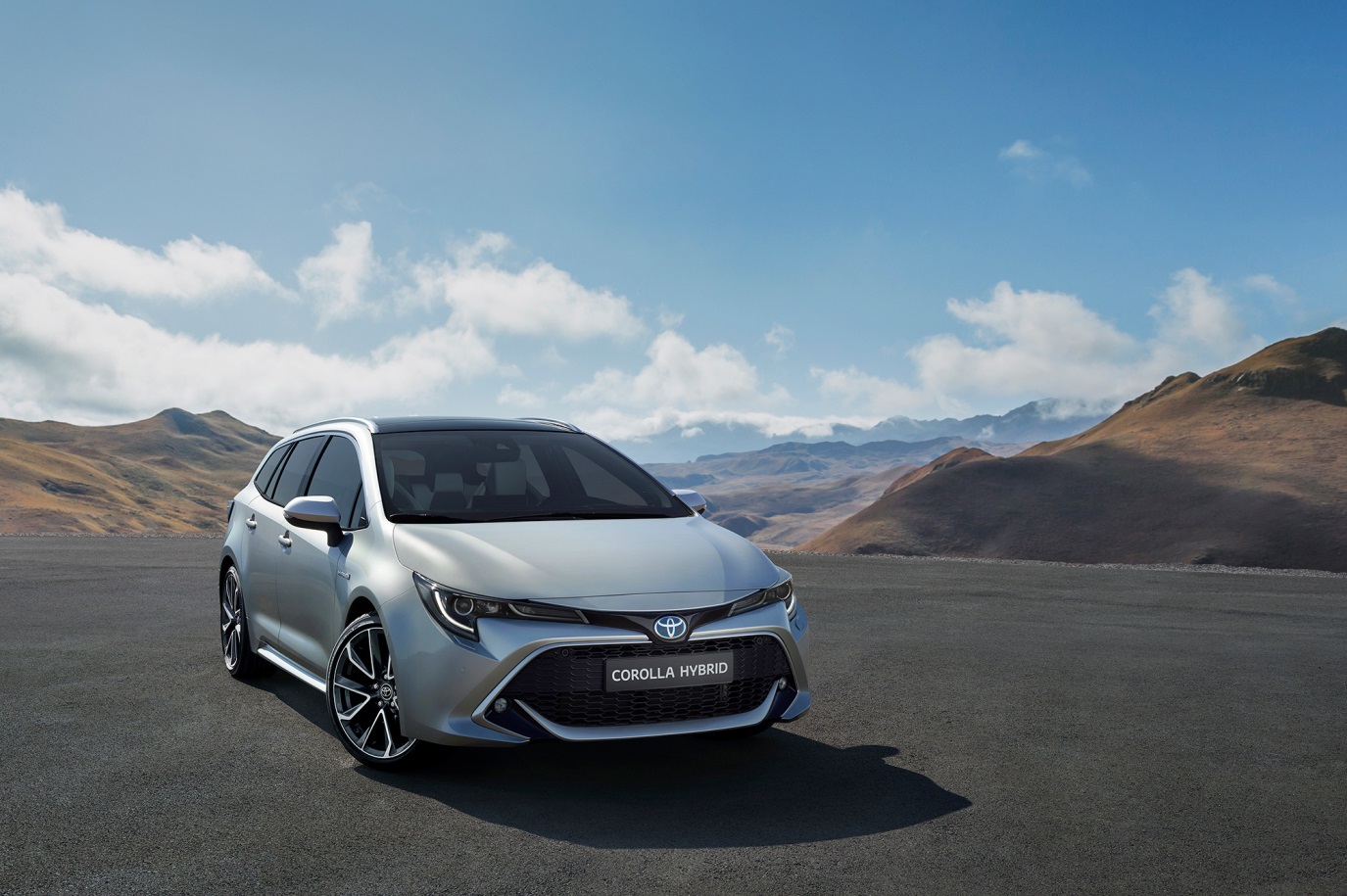 C:\Users\user\Desktop\新增資料夾\20180912\612-Car Guide\toyota\5b8e32c7ec05c45729000038.jpg