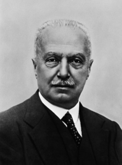 C:\Users\user\Desktop\新增資料夾\20180919\613-Car Guide\陬齪嘟岈\Giovanni Agnelli (1866-1945).jpg