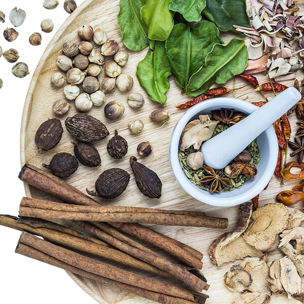 Z:\610-20180901\Final\B Section\B22-26 health\600x600_Chinese-Herbal-Medicine.jpg