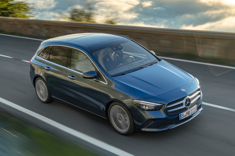 C:\Users\user\Desktop\新增資料夾\20181010\616-Car Guide\B-CLASS-full\5bb3338fec05c451440000b8.jpg