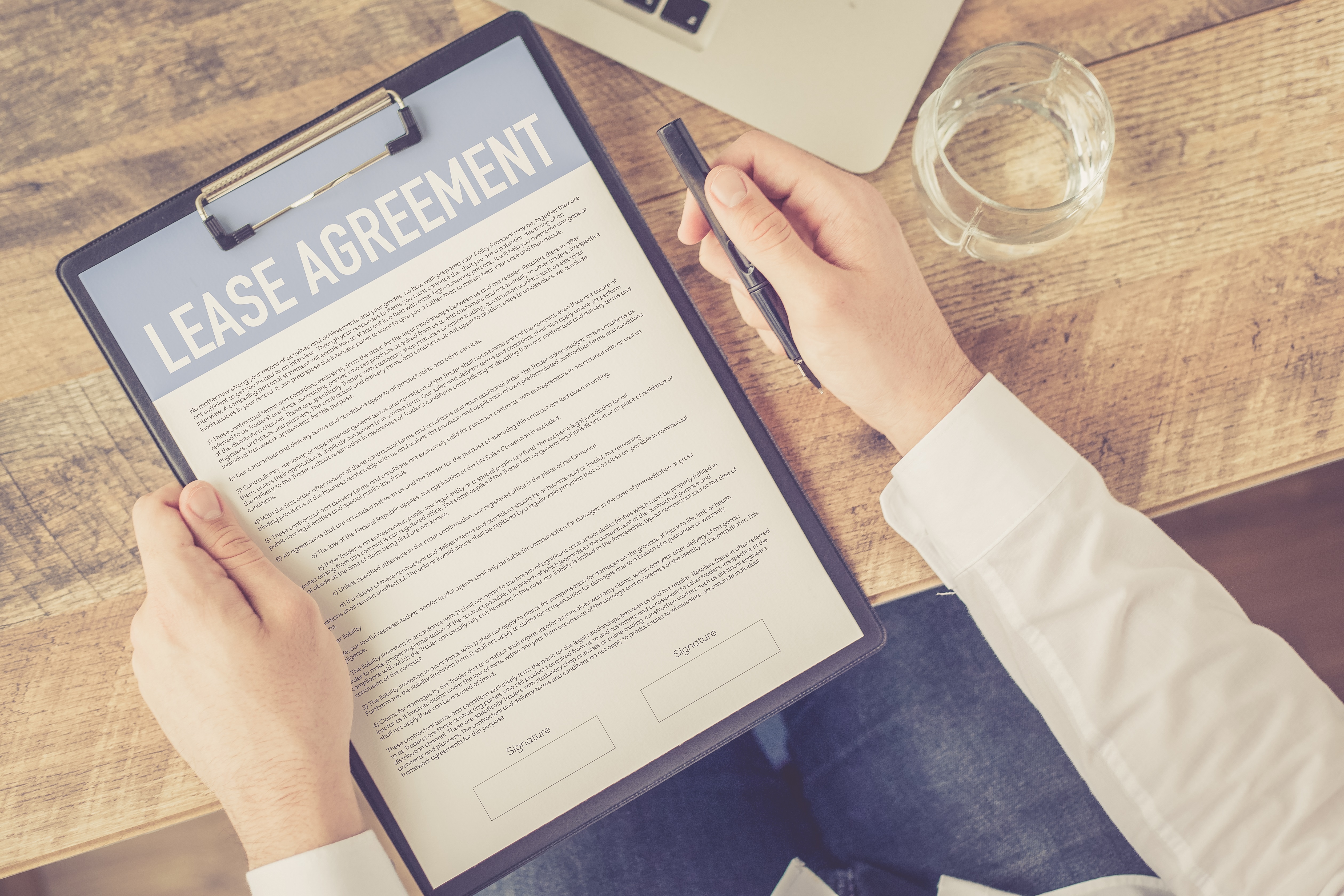D:\Sally Bai\生活网文章\1010\Lease-Agreement.jpg