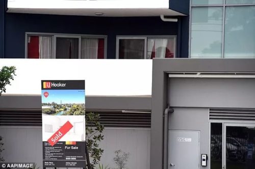 https://mmbiz.qpic.cn/mmbiz_jpg/XIo5icAdibUPKEhZFJ1Spk9rGspg8I8NMNFrajVxL4X7qT4UkiazVwvS9sorjoM8ibUSZebdybtk1D9eJdy8Hicuiaaw/640?wx_fmt=jpeg