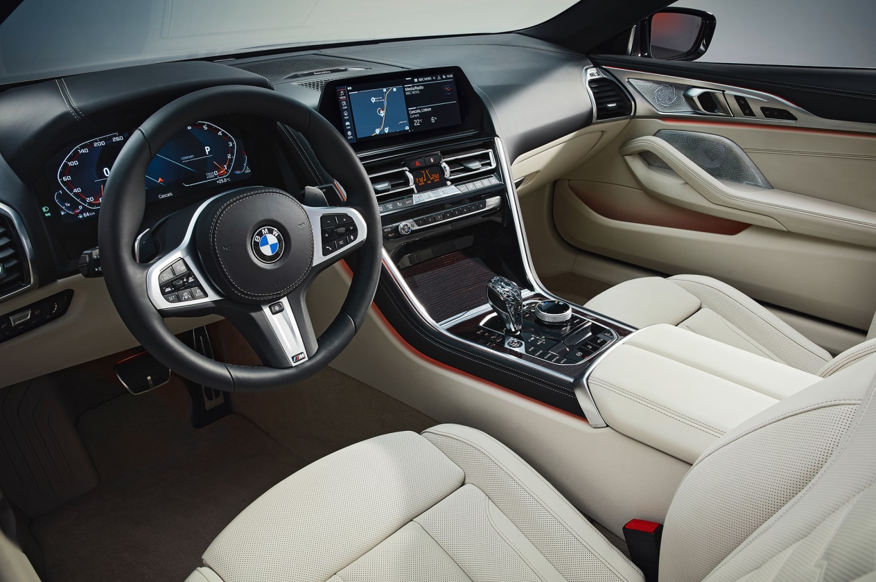 C:\Users\user\Desktop\20181107\620-Car Guide\8-full\5bdbfb2fec05c4fe590000d2.jpg