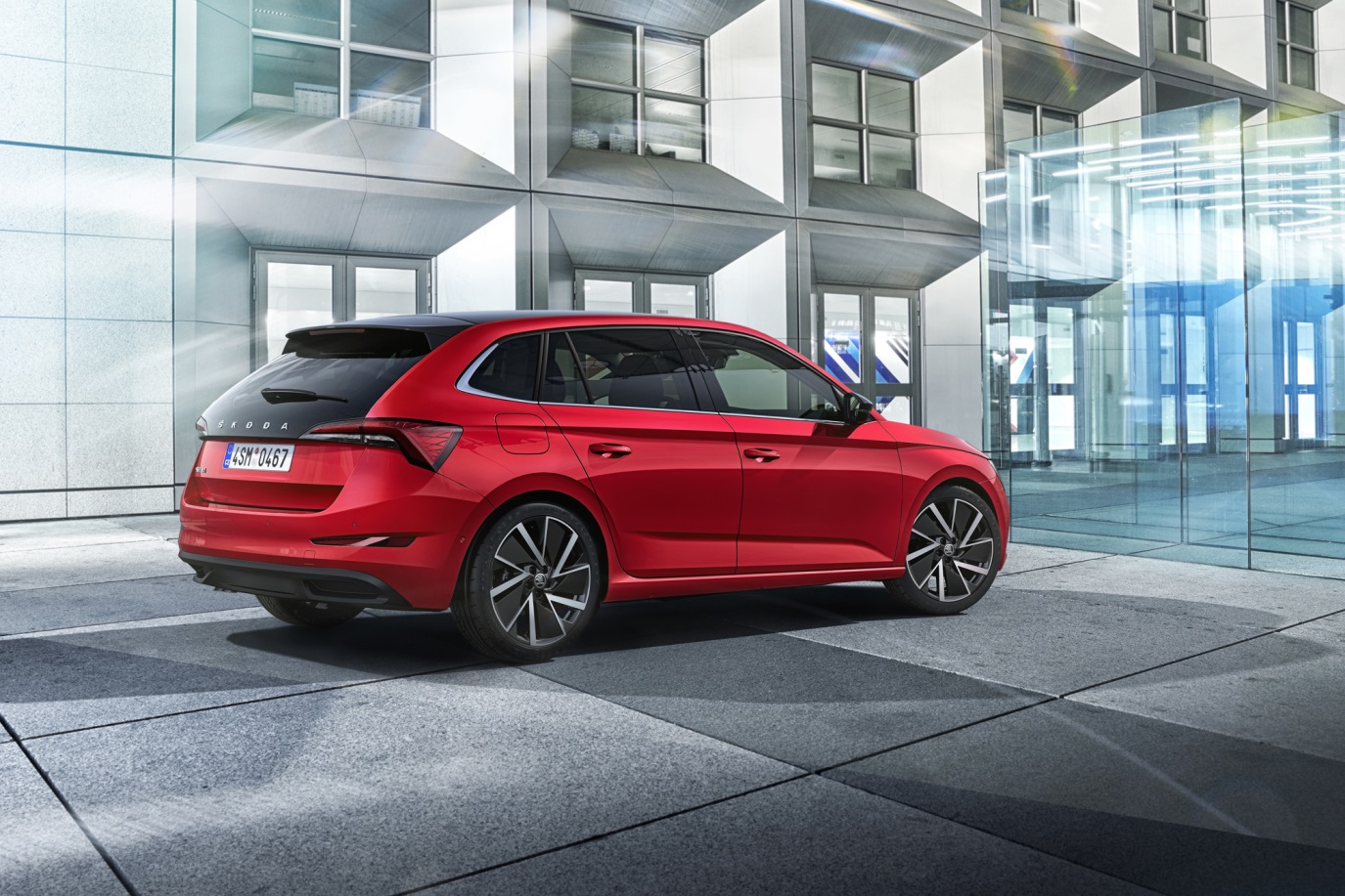 C:\Users\Jialing\Desktop\20190106\627-Car Guide\skoda-hlf\5c0a1622ec05c4ae7000009f.jpg
