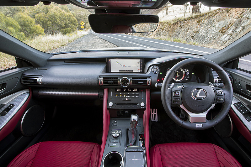 C:\Users\Jialing\Desktop\20190116\628-Car Guide\RC-half\lASaJUxIStc9Iu6.jpg