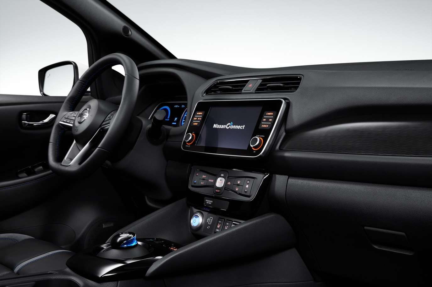 D:\20190123\629-Car Guide\leaf-half\5c360f8aec05c4800a0001de.jpg