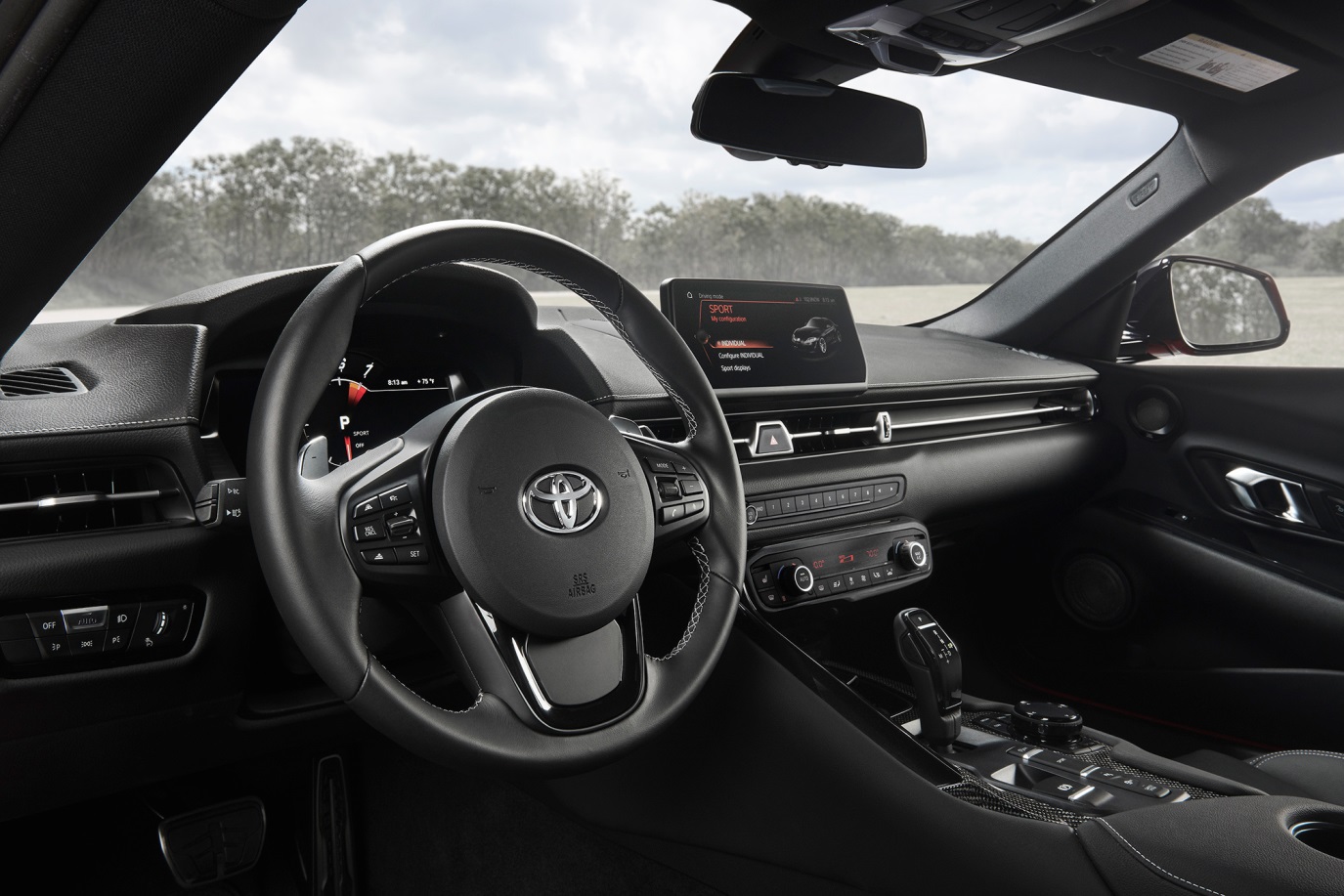 C:\Users\Jialing\Desktop\20190130\630-Car Guide\supra-full\5c3cc06aec05c4f812000244.jpg