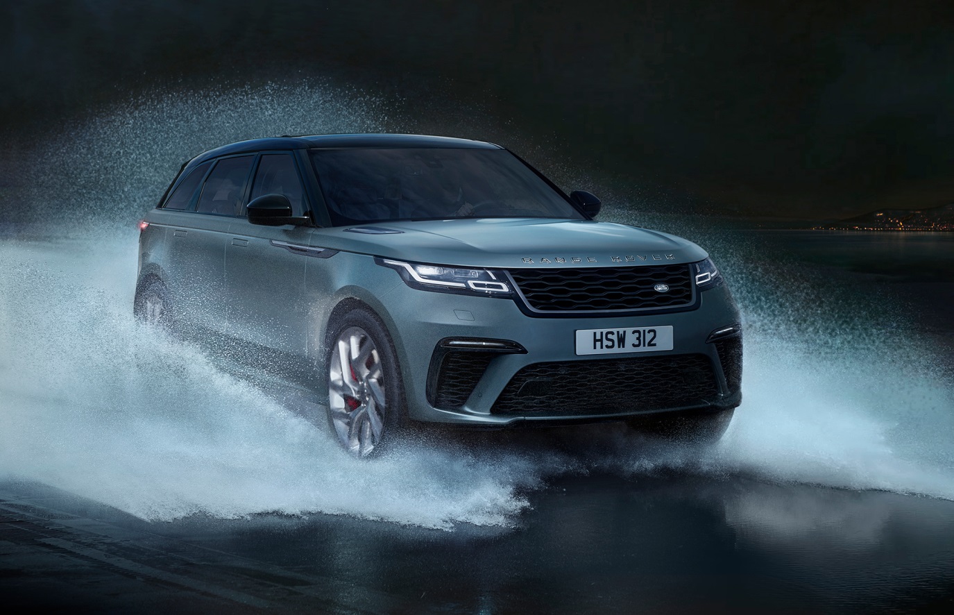 C:\Users\Jialing\Desktop\20190213\632-Car Guide\Velar-full\5c598a02ec05c4503b0000d4.jpg