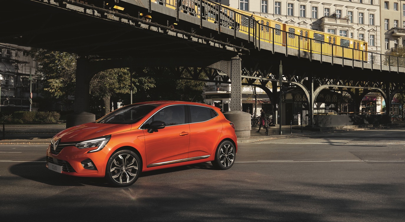 D:\20190206\631-Car Guide\clio-full\5c50211dec05c4106f000105.jpg