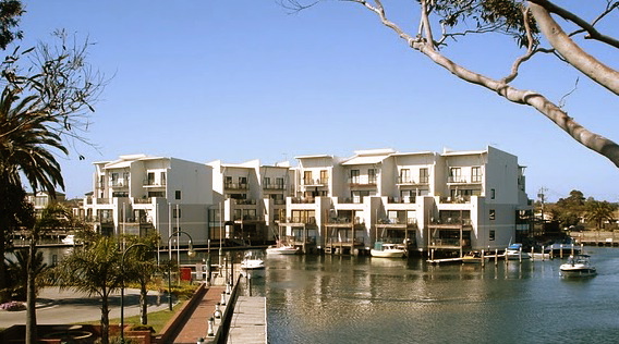 Middle Harbour - Patterson Lakes Marina.jpg