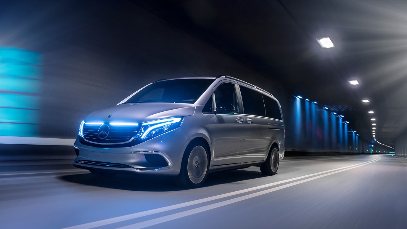 C:\Users\Jialing\Desktop\20190313\636-Car Guide\benz-full\EQV-2.jpg
