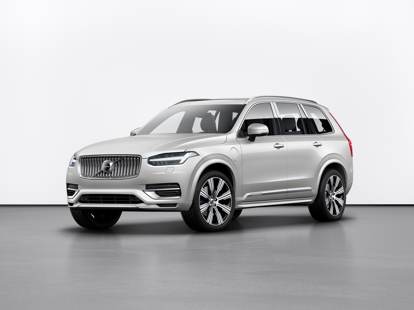 C:\Users\Jialing\Desktop\20190313\636-Car Guide\xc90-full\5c701332ec05c44016000055.jpg