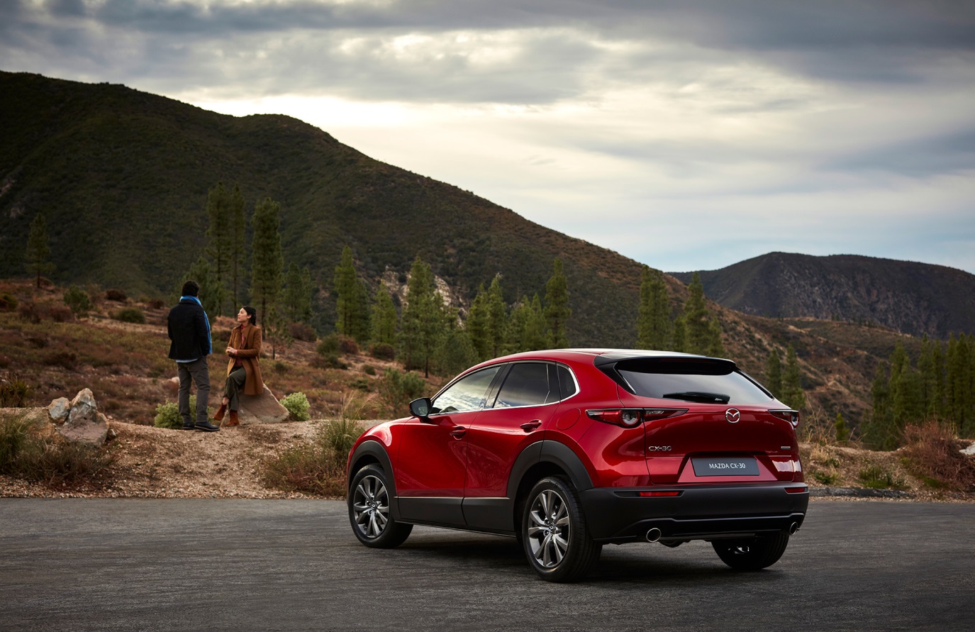 C:\Users\Jialing\Desktop\20190320\637-Car Guide\CX30-half\5c7e8550ec05c480300000d8.jpg