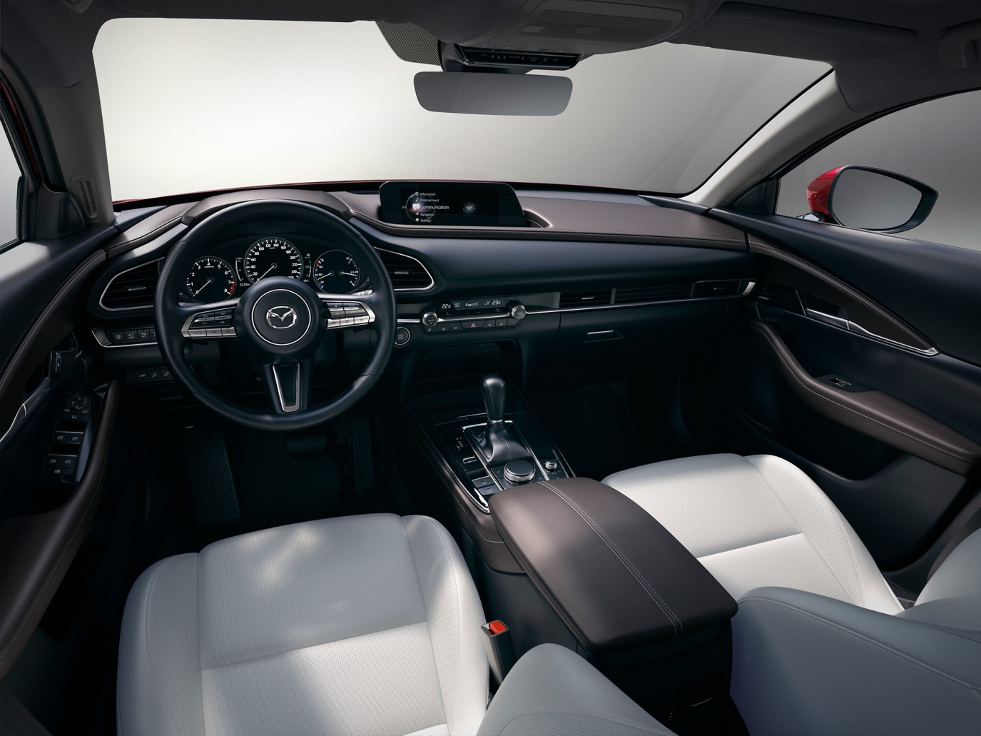 C:\Users\Jialing\Desktop\20190320\637-Car Guide\CX30-half\5c7e8553ec05c4803000015a.jpg