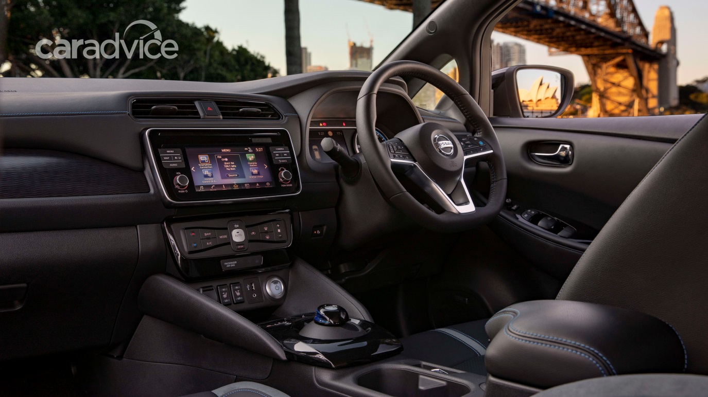 C:\Users\Jialing\Desktop\20190327\638-Car Guide\leaf-half\uyvz1dmvsnegvydal6s2.jpg