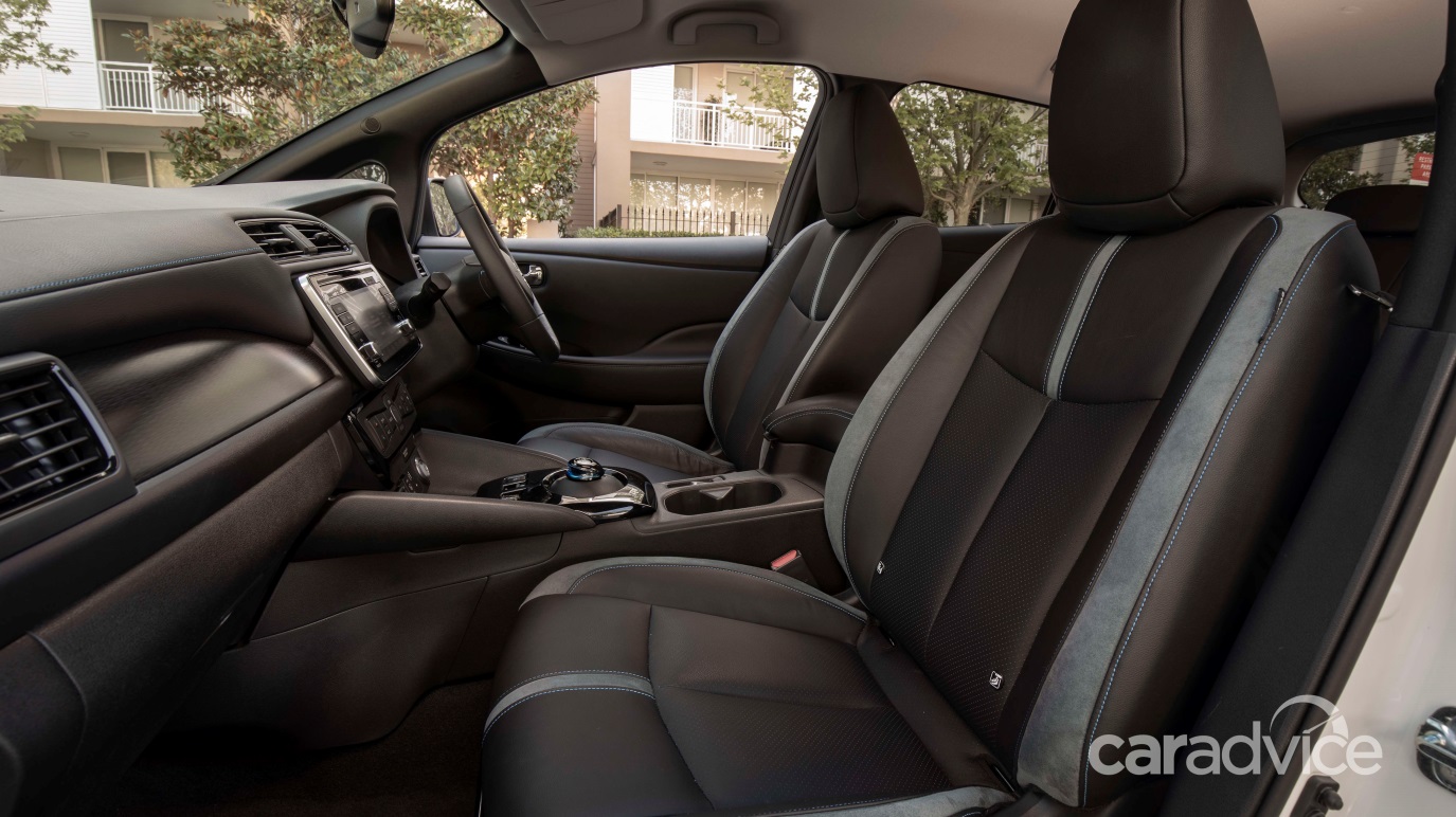 C:\Users\Jialing\Desktop\20190327\638-Car Guide\leaf-half\os1evvyabjgzpu9sds0d.jpg